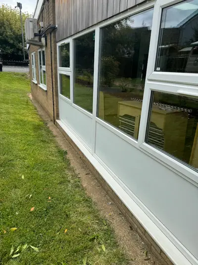 Secondary school window cleaning in Luton